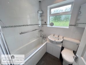 Bathroom/WC- click for photo gallery
